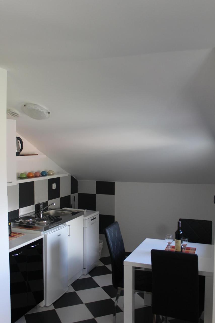 Forest Apartments Kotor Extérieur photo